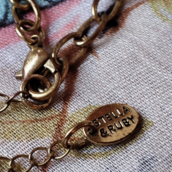 Stella and Ruby Dark Smoke Charcoal Stones Bezel Set Statement Necklace EUC - Picture 6 of 9